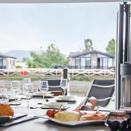 Дом отдыха Brian Clough - Ukc4065 *